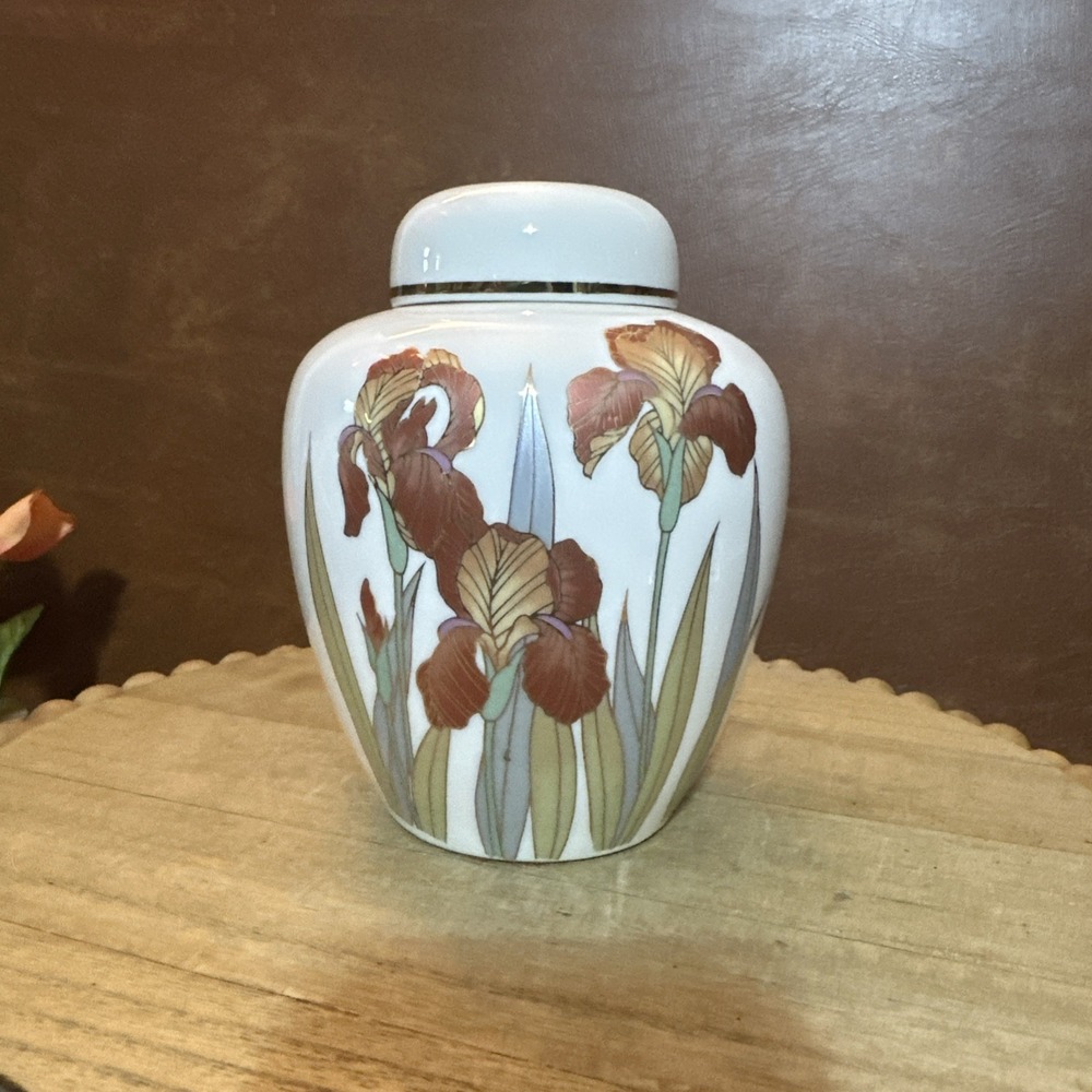 Vintage 6" White Ceramic Ginger Jar  Flowers Japan